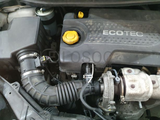 Opel Corsa · Ano 2013