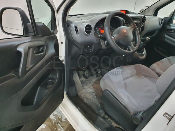 Peugeot Partner · Ano 2015