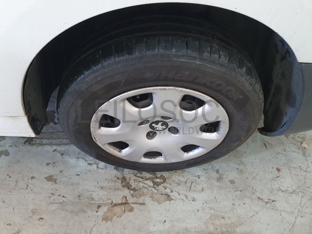 Peugeot Partner · Ano 2015