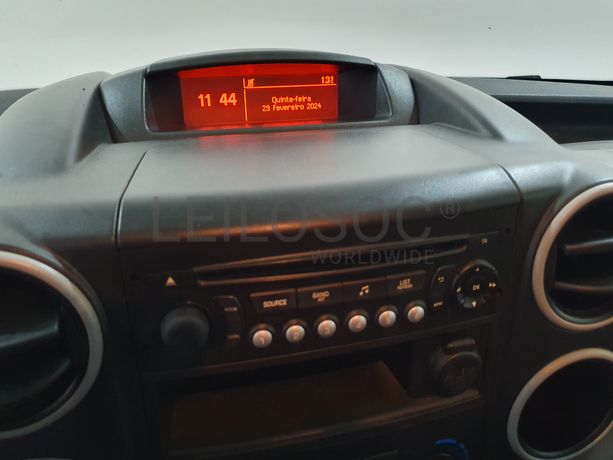 Peugeot Partner · Ano 2015