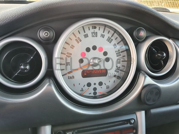 Mini Cooper S · Ano 2003