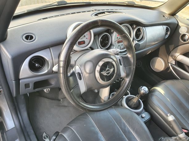 Mini Cooper S · Ano 2003