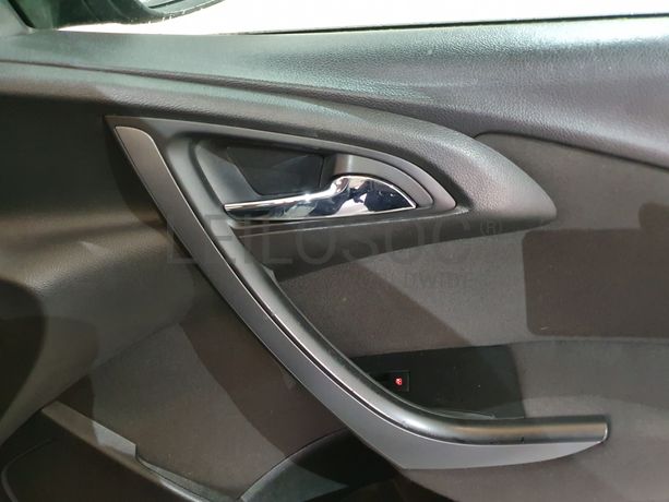 Opel Astra · Ano 2015