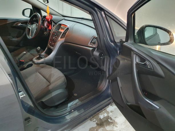 Opel Astra · Ano 2015