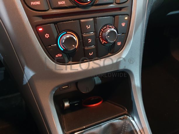 Opel Astra · Ano 2015