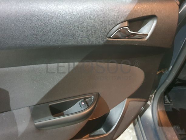 Opel Astra · Ano 2015