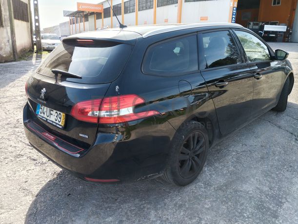 Peugeot 308 · Ano 2015