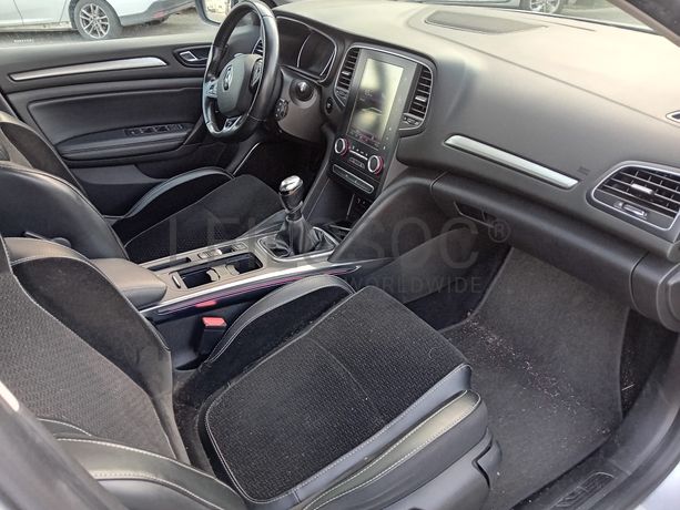 Renault Mégane IV Sport Tourer · Ano 2017