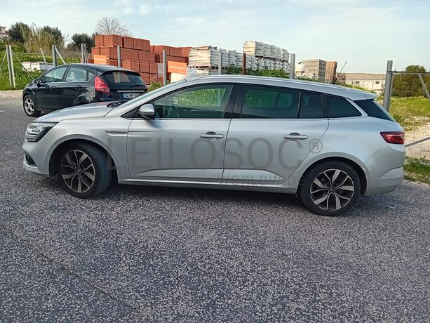 Renault Mégane IV Sport Tourer · Ano 2017