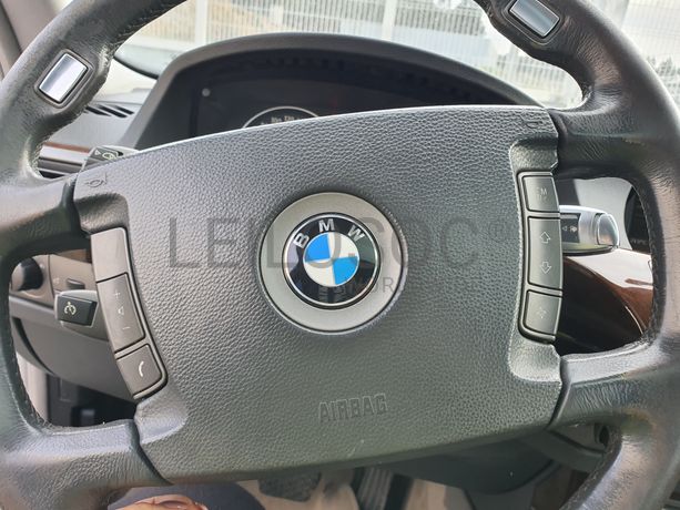 BMW 735i · Ano 2003