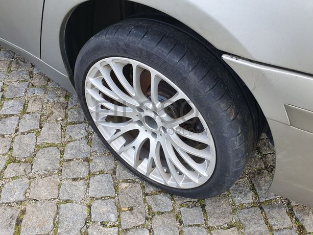 BMW 735i · Ano 2003