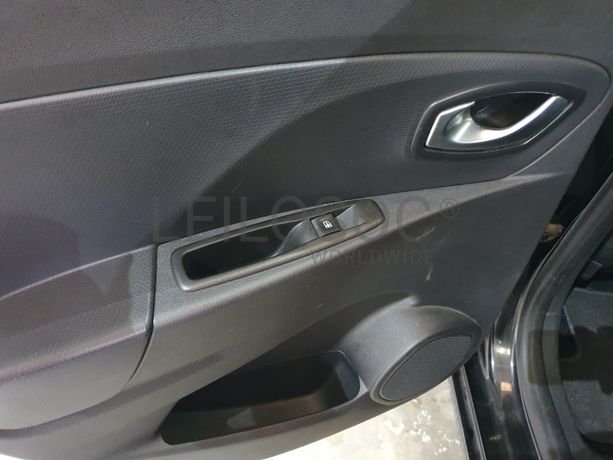 Renault Clio · Ano 2016