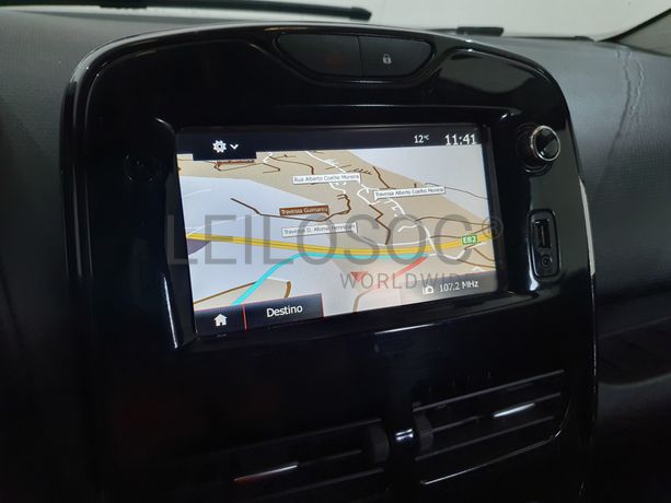 Renault Clio · Ano 2016