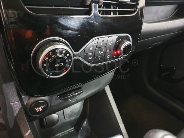 Renault Clio · Ano 2016