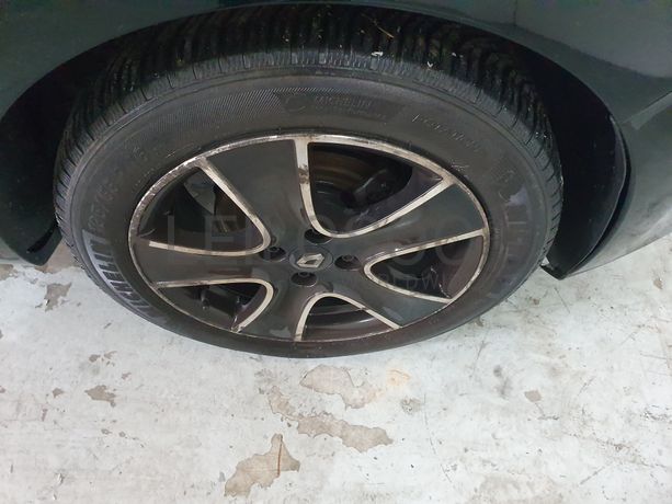 Renault Clio · Ano 2016