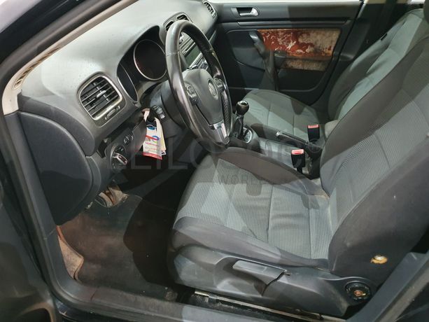 Volkswagen Golf · Ano 2009