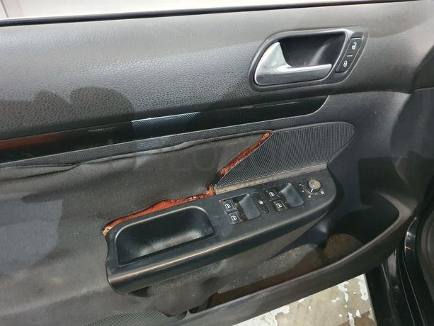 Volkswagen Golf · Ano 2009