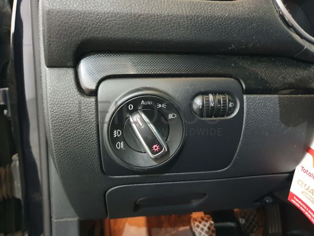 Volkswagen Golf · Ano 2009