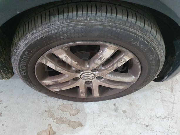 Volkswagen Golf · Ano 2009