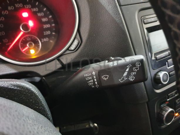 Volkswagen Golf · Ano 2009