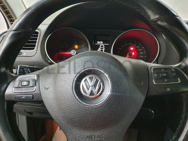 Volkswagen Golf · Ano 2009