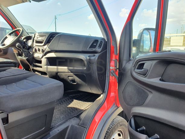 Iveco Daily · Ano 2017