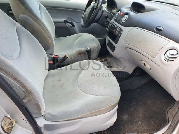 Citroën C3 · Ano 2003