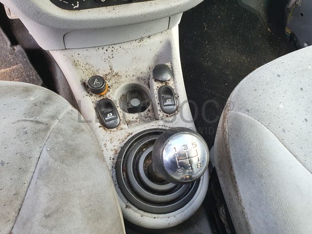 Citroën C3 · Ano 2003