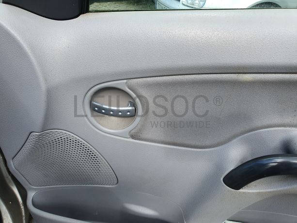 Citroën C3 · Ano 2003