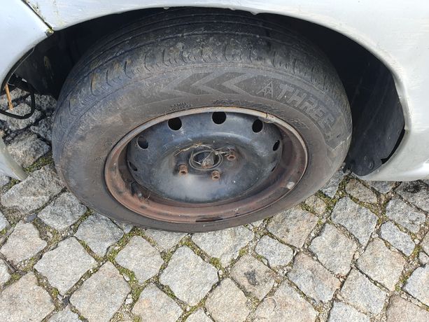 Citroën C3 · Ano 2003