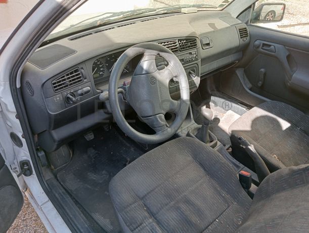 Volkswagen A3 Golf · Ano 1997