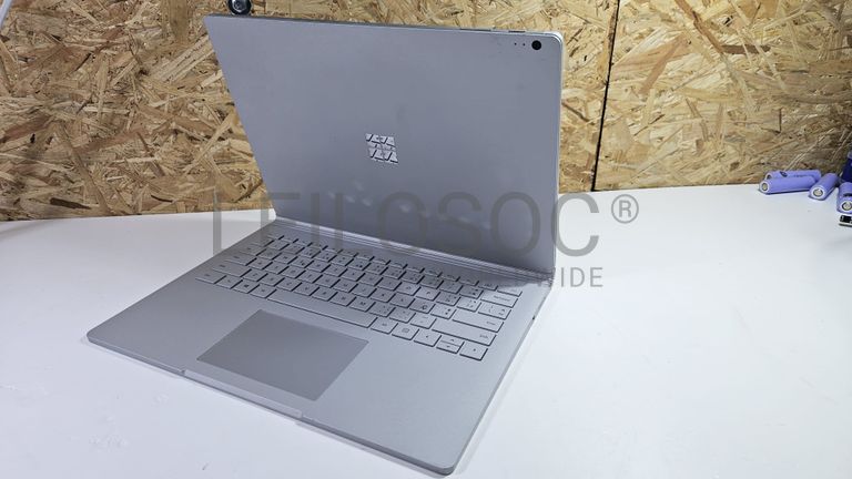 Portátil 2 em 1 Microsoft Surface Book