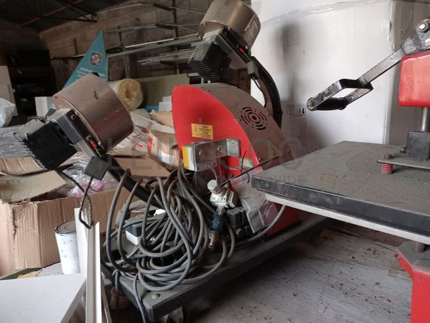 CNC de corte · Máquina de transferes · Máquina de ilhoses