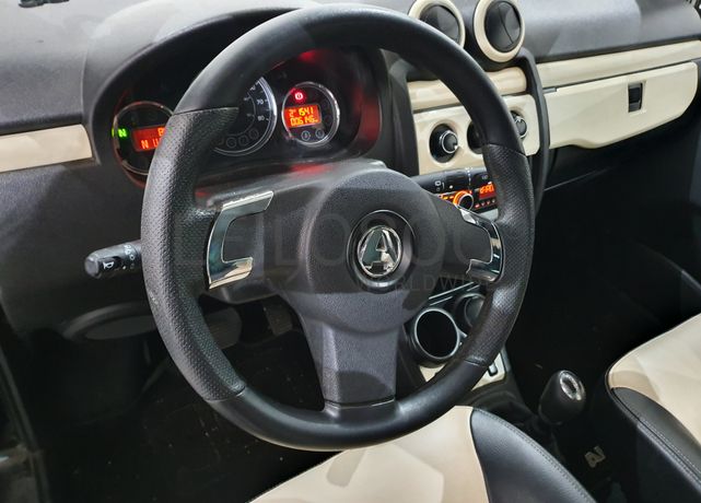 Aixam Croissover  · Ano 2014