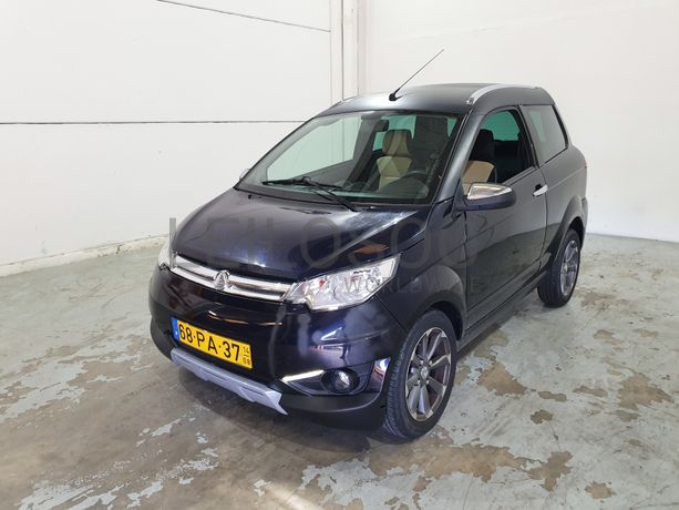 Aixam Croissover  · Ano 2014