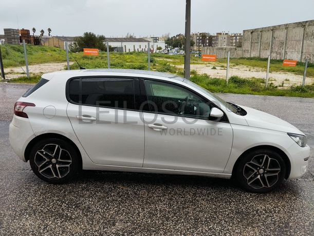 Peugeot 308· Ano 2015