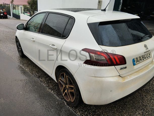 Peugeot 308· Ano 2015