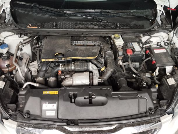 Peugeot 308· Ano 2015