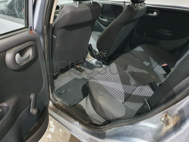 Opel Corsa · Ano 2005