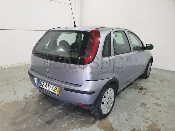 Opel Corsa · Ano 2005