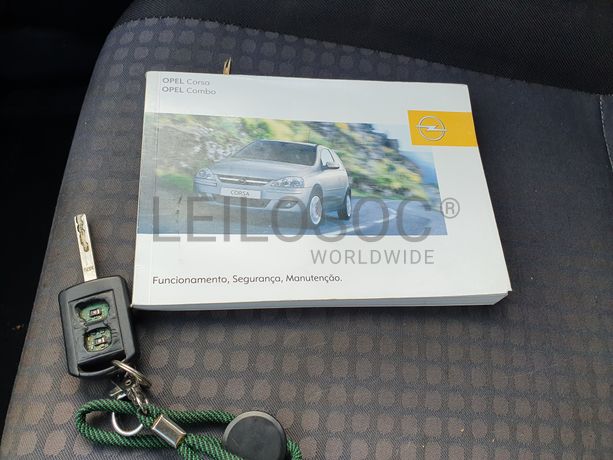 Opel Corsa · Ano 2005