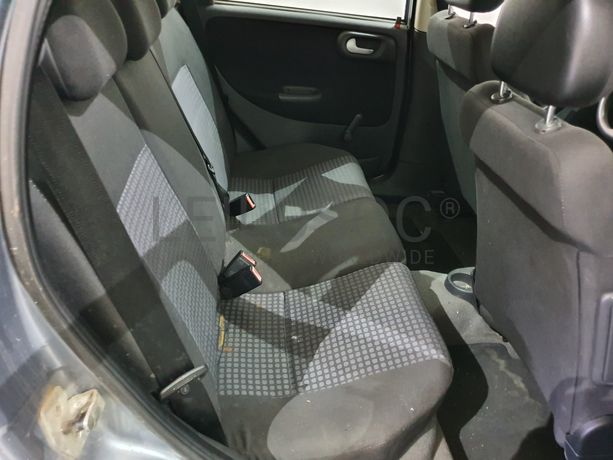 Opel Corsa · Ano 2005