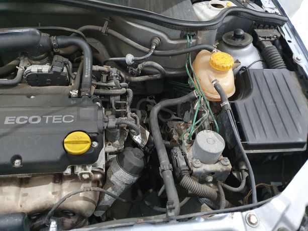 Opel Corsa · Ano 2005