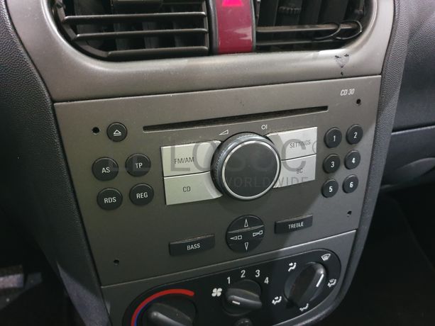 Opel Corsa · Ano 2005