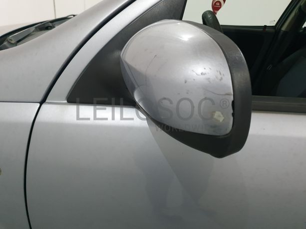 Opel Corsa · Ano 2005