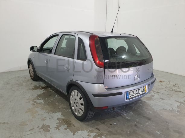 Opel Corsa · Ano 2005
