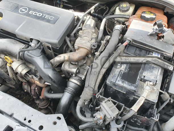 Opel Astra · Ano 2011