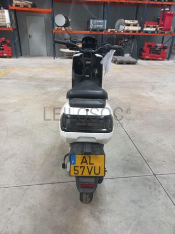 Urban Electric Motors LX05  · Ano 2021