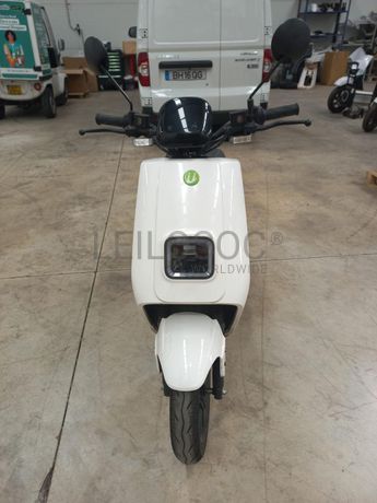 Urban Electric Motors LX05  · Ano 2021