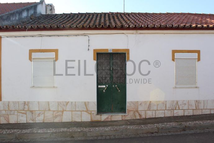 Moradia · Redondo, Évora